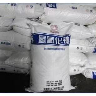 從片堿到融雪劑 工業用堿的多樣化形態與應用